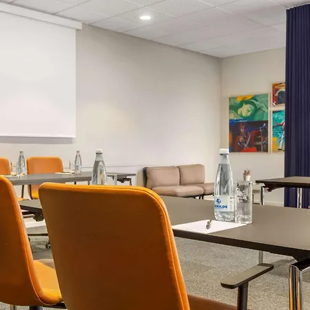 Comwell H C Andersen Dolce By Wyndham 4* 欧登塞