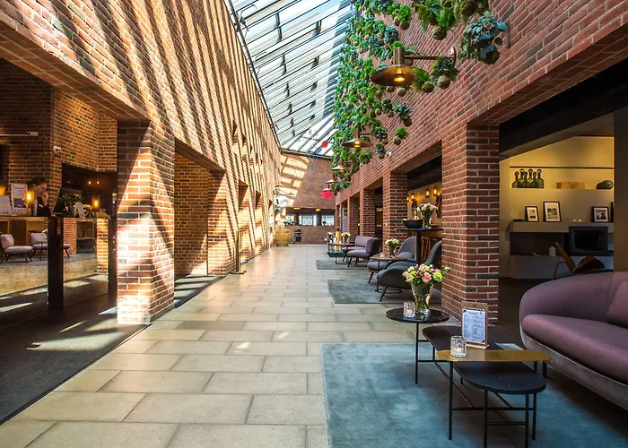 Hotel Comwell H C Andersen Dolce By Wyndham 4*